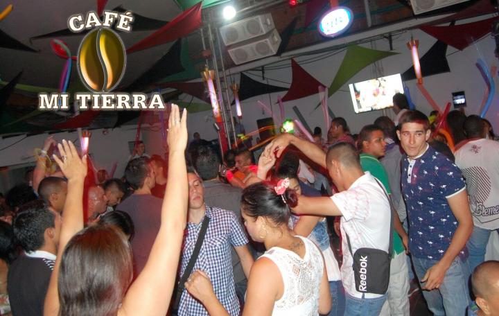 Foto 33 de Cafe mi Tierra - 3er Fds Abril 2016 en Cafe Mi Tierra, Cali