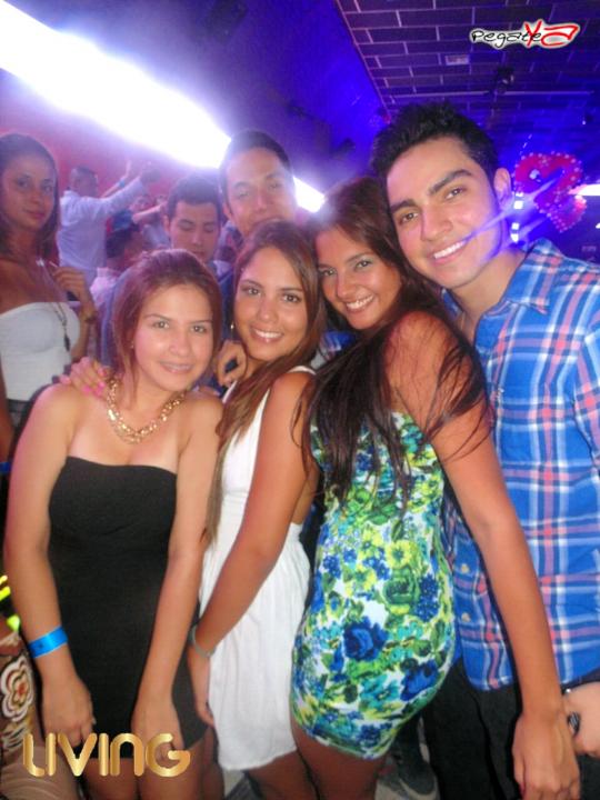 Foto 64 de Living - Amor y Amistad en Living Night Club, Cali