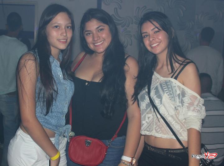 Foto 2 de Ahma Bar - 1er FDS Diciembre 2014 en Ahma Cali, Cali