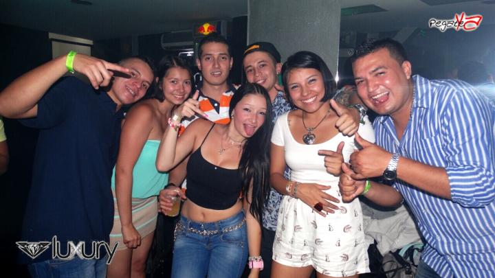 Foto 33 de Luxury - Septiembre 20 en Discoteca Luxury Medellin, Medellín