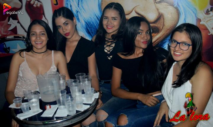 Foto 41 de La Lora - 3er Fds Julio 2017 en La Lora Bar, Cali