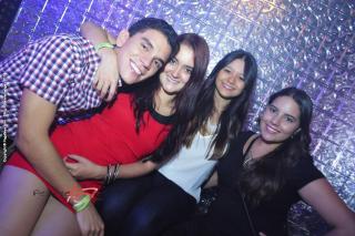 Foto 109 de Bar BLING 12 de abril de 2014 en Bar Bling Bucaramanga, Bucaramanga