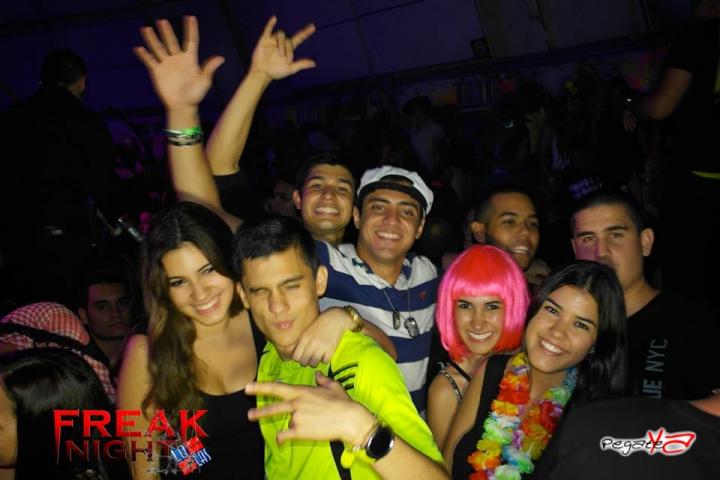 Foto 438 de Lolas - Halloween 2014 en Lolas Club Menga Cali, Cali