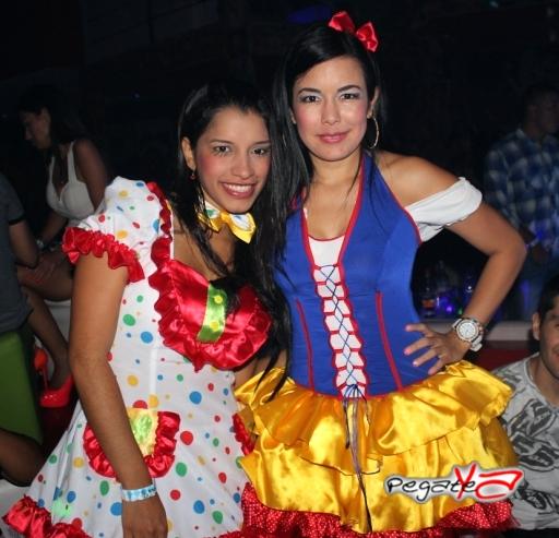 Foto 20 de Favela Club - Halloween 2014 en Favela Club Menga, Cali