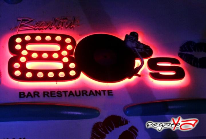 Foto 10 de Beautiful 80`s - Agosto 9 en Beautiful 80`s Cali, Cali