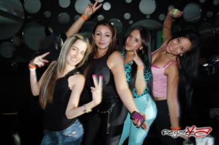 Foto 49 de Luxury 30 de Junio en Discoteca Luxury Medellin, Medellín