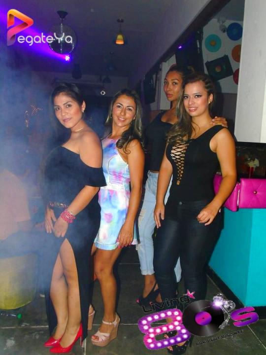 Foto 10 de living 80 - 3er / 4to Mayo 2016 en Living Ochentas Cali, Cali