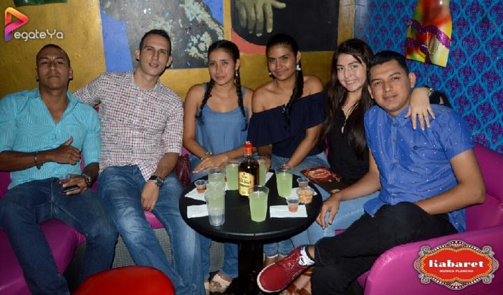 Foto 7 de Kabaret Bar - 5to Fds Abril2017 en Kabaret - Granada, Cali