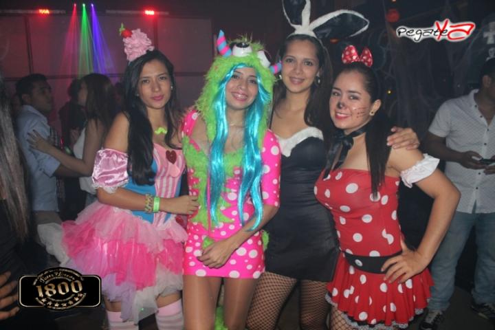 Foto 11 de Penthouse 1800 - Halloween 2014 en Penthouse 1800, Cali