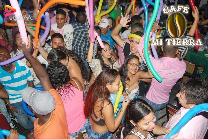 Foto 30 de Cafe Mi Tierra- 1er Fds Abril 2016 en Cafe Mi Tierra, Cali