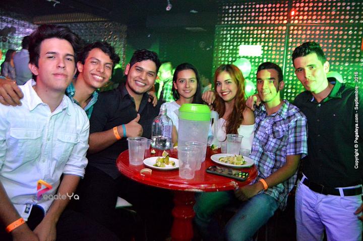 Foto 21 de PISO V sábado 3 de sep en Bar Piso V Bucaramanga, Bucaramanga