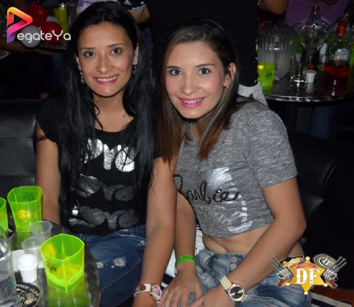 Foto 40 de El DF Club - Amor & Amistad 2016 en El DF Club Discoteca