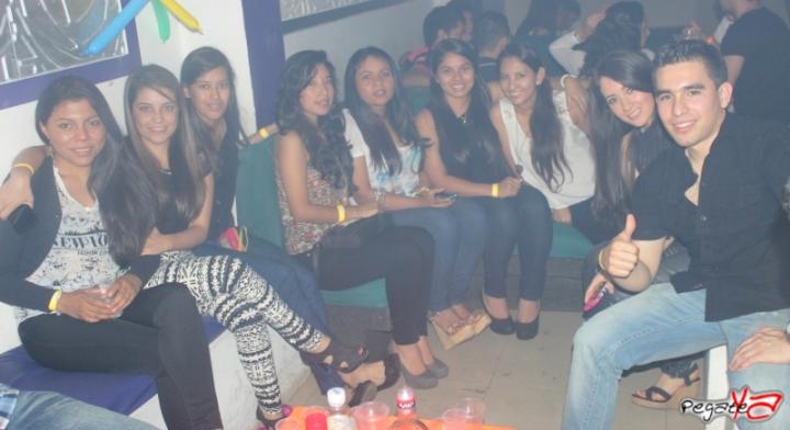 Foto 27 de Ahma Bar - 4to FDS Nov 2014 en Ahma Cali, Cali