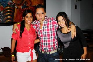 Foto 51 de Viernes 29 de Junio 2012 en Discoteca Macondo Club Bucaramanga, Bucaramanga