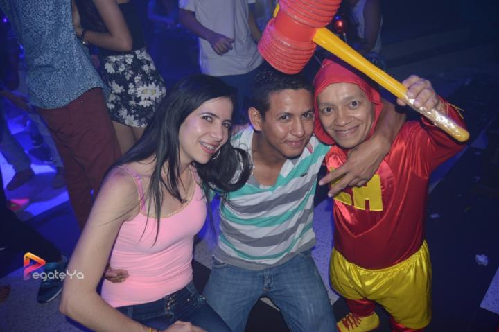 Foto 34 de El Manicomio sábado 25 de julio 2015 en Discoteca El Manicomio Bucaramanga, Bucaramanga