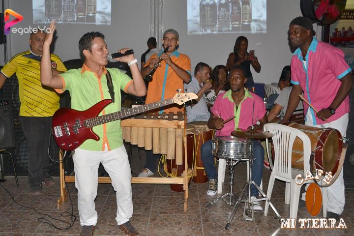 Foto 34 de Cafe mi Tierra - 1er Fds Agosto 2016 en Cafe Mi Tierra, Cali