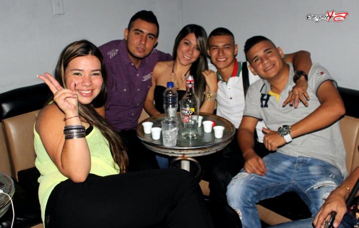 Foto 4 de Sinaloa Bar - Dic. 6 y 13 del 2014 en Sinaloa Bar, Cali