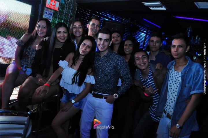 Foto 32 de Piso V - Sabado 11 de marzo de 2017 en Bar Piso V Bucaramanga, Bucaramanga