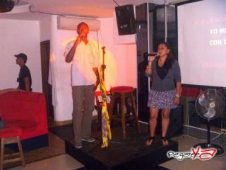 Foto 13 de Marzo 24 del 2012 en Zalez Bar Karaoke Cali, Cali
