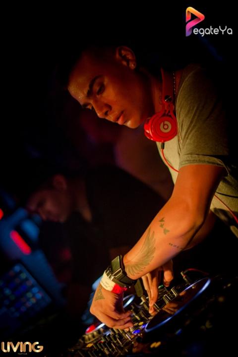 Foto 26 de Living Night Club - 1er fds Junio 2016 en Living Night Club, Cali