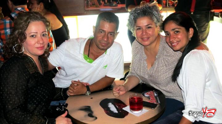Foto 30 de Blondie - Agosto 29 del 2014 en Blondie Bar Cali, Cali