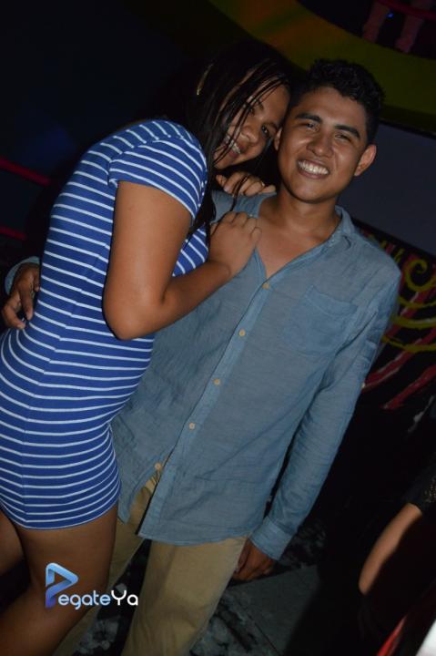 Foto 16 de El manicomio sabado 7 de marzo de 2015 en Discoteca El Manicomio Bucaramanga, Bucaramanga
