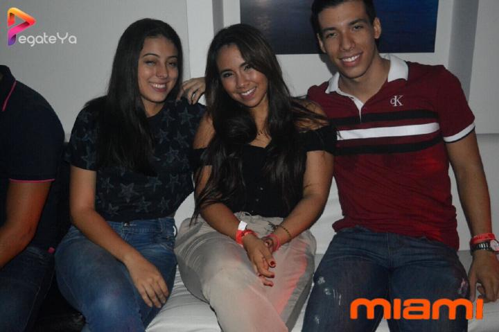 Foto 38 de Miami Bar - Amor & Amistad 2016 en Miami Bar Cali, Cali