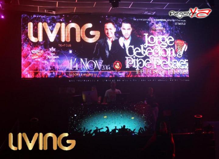 Foto 2 de Living Night Club - Oct 4 en Living Night Club, Cali