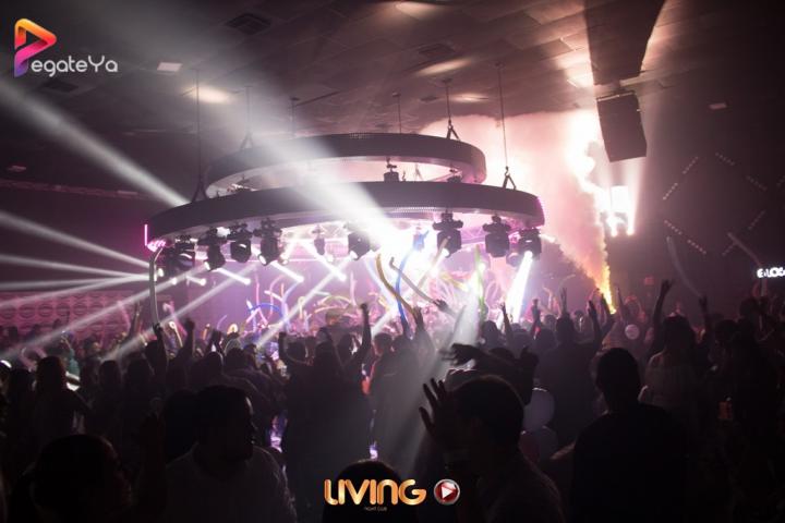 Foto 68 de Living - 3er & 4To Fds Octubre 2016 en Living Night Club, Cali
