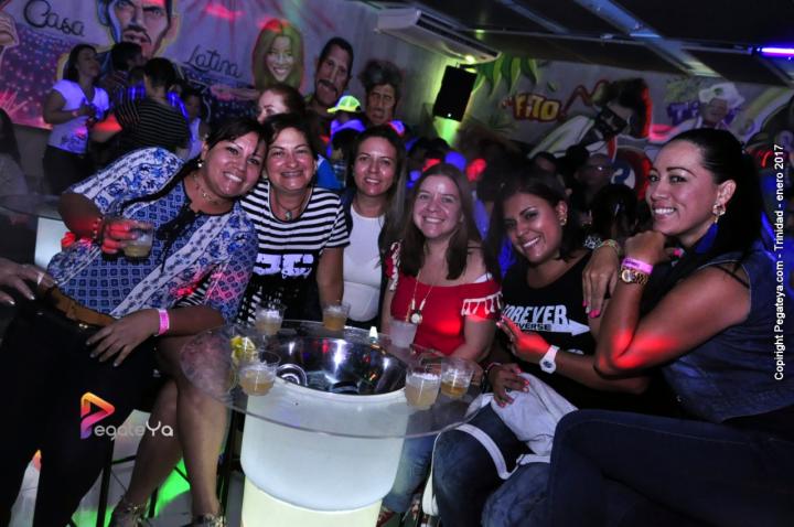 Foto 29 de Trinidad Macro Efectus Diciembre 2016 en Trinidad Discoteca Bucaramanga, Bucaramanga