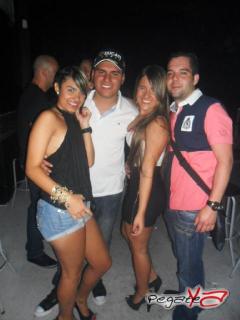 Foto 21 de Abril 20 del 2012 en Liquid Pereira, Pereira