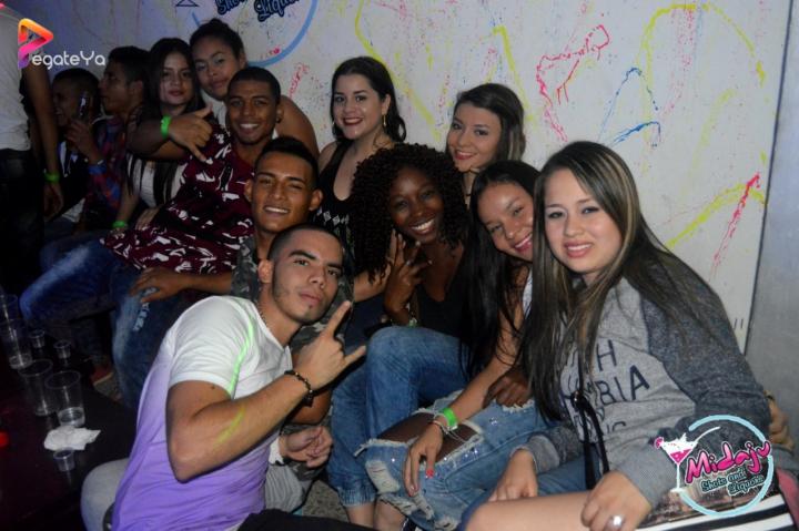 Foto 21 de Midaju - Feria 2015 en Midaju Bar