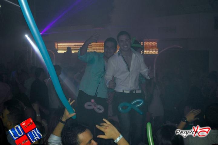 Foto 129 de Lolas - Alexis & Fido en Lolas Club Menga Cali, Cali