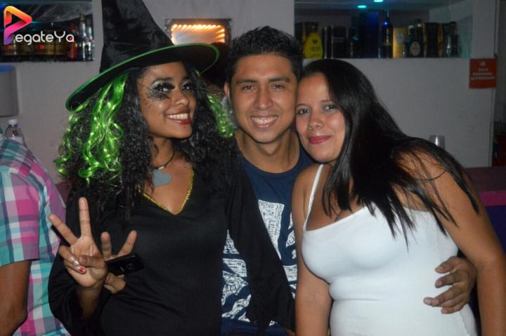 Foto 20 de Ahma Bar - Halloween 2015 en Ahma Cali, Cali