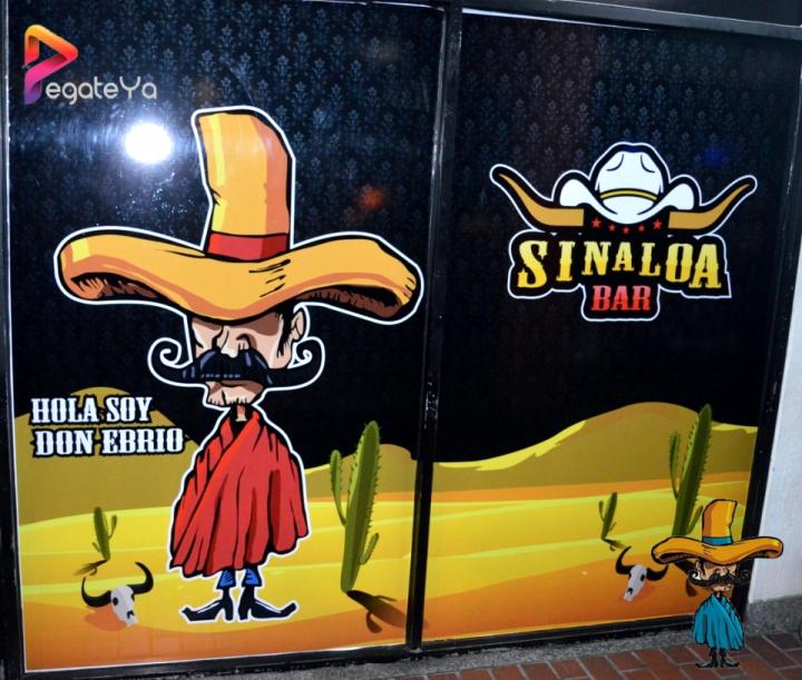 Foto 4 de Sinalo Bar - 1er FDS Agt 2015 en Sinalo Bar, Cali