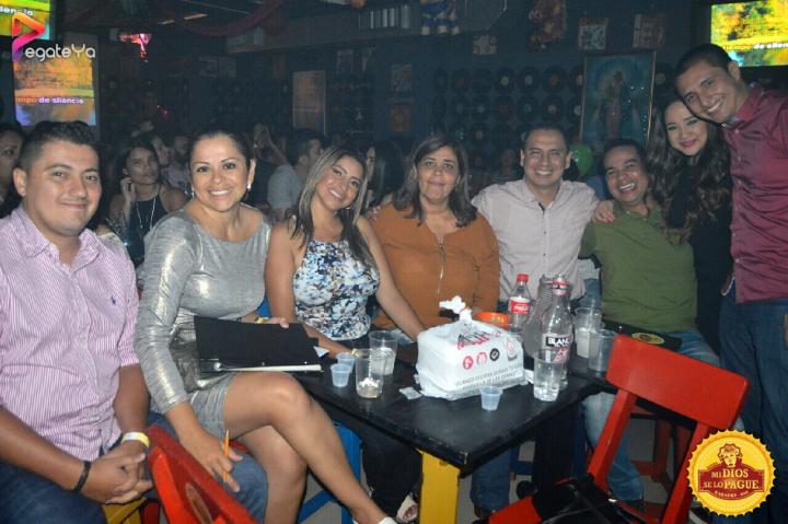 Foto 60 de Mi Dios se lo Pague - 1er Fds Mayo en Fonda Mi Dios Se Lo Pague, Cali