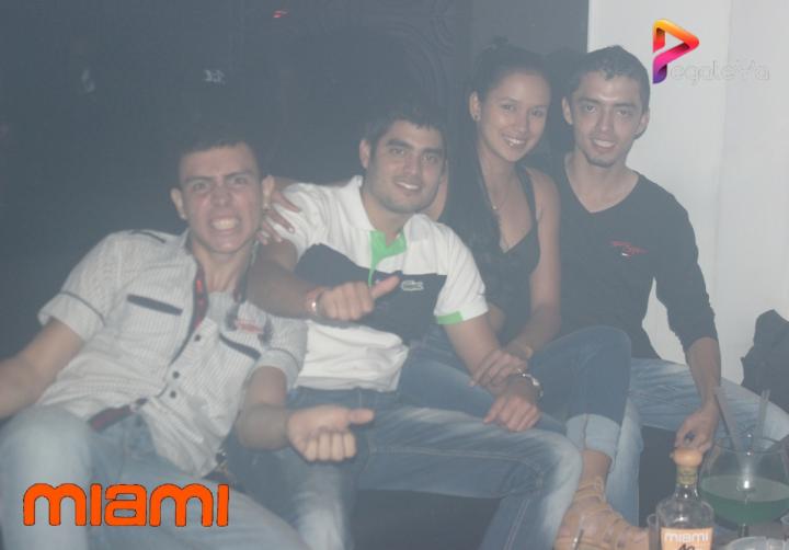 Foto 26 de Miami Bar - 3er FDS Febrero 2015 en Miami Bar Cali, Cali