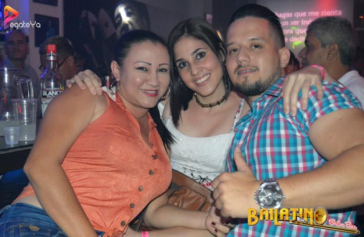 Foto 12 de Bailatino - 3ER Fds Mayo 2017 en Bailatino - Bar, Cali