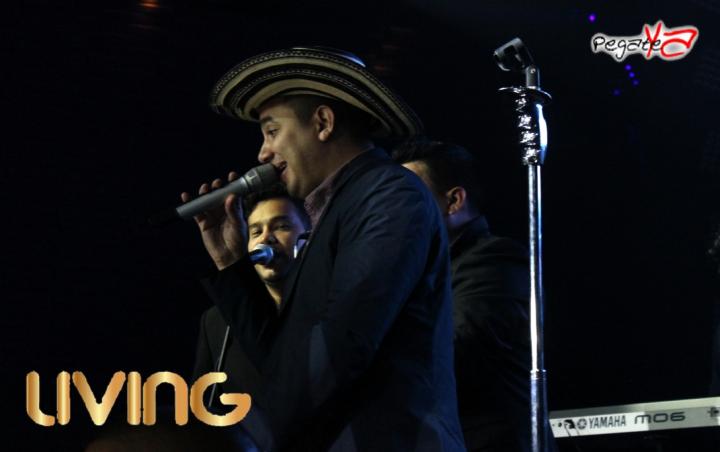 Foto 2 de Living - Celedon y Pipe Pelaez en Living Night Club, Cali