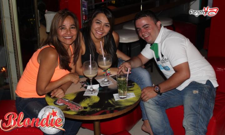 Foto 6 de Blondie - Viernes 14 de Nov 2014 en Blondie Bar Cali, Cali