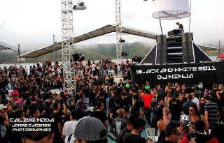 Foto 48 de BLACK AND WHITE Colombia en BLACK AND WHITE Colombia