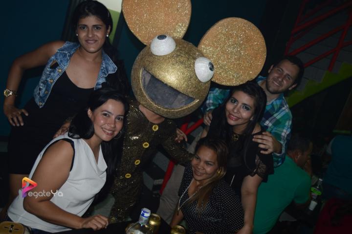 Foto 26 de El Manicomio sábado 27 de junio 2015 en Discoteca El Manicomio Bucaramanga, Bucaramanga