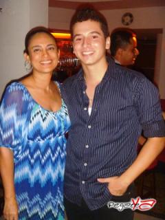 Foto 7 de Marzo 24 del 2012 en Zalez Bar Karaoke Cali, Cali