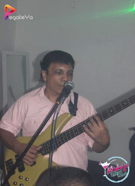 Foto 14 de Midaju - 3er FDS Oct 2015 en Midaju Bar