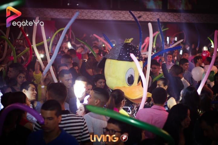Foto 23 de Living Night Club - 5to fds Junio 2016 en Living Night Club, Cali