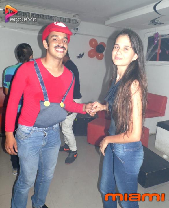 Foto 62 de Miami - Halloween 2015 en Miami Bar Cali, Cali