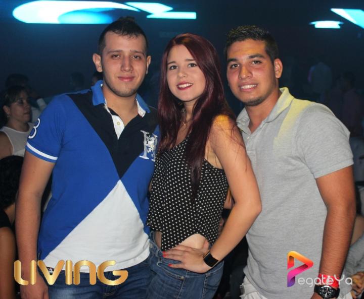 Foto 17 de Living - 1er FDS Febrereo 2015 en Living Night Club, Cali