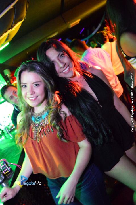 Foto 10 de PISO V - 12 marzo 2016 en Bar Piso V Bucaramanga, Bucaramanga
