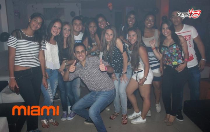Foto 55 de Miami Bar - Halloween 2014 en Miami Bar Cali, Cali