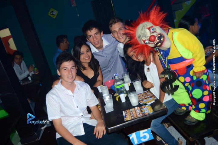 Foto 19 de El Manicomio sábado 22 de agosto 2015 en Discoteca El Manicomio Bucaramanga, Bucaramanga